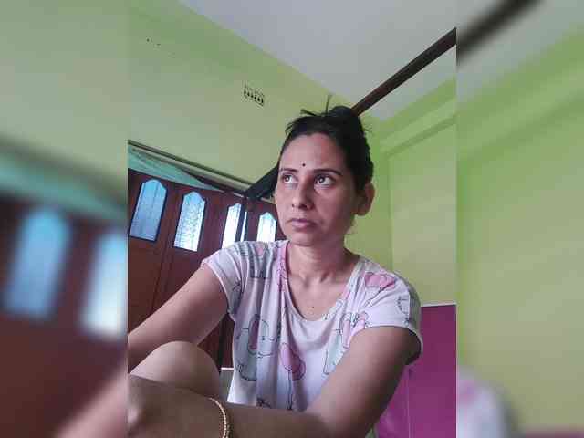 Pakhi webcam