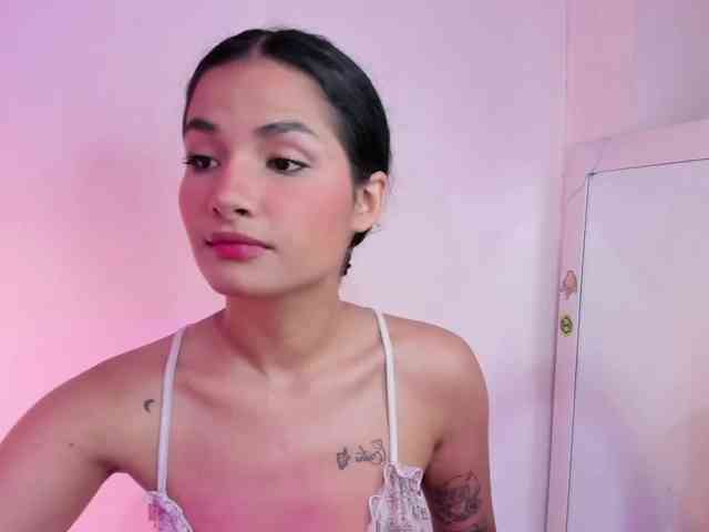 ViolettaRosse webcam