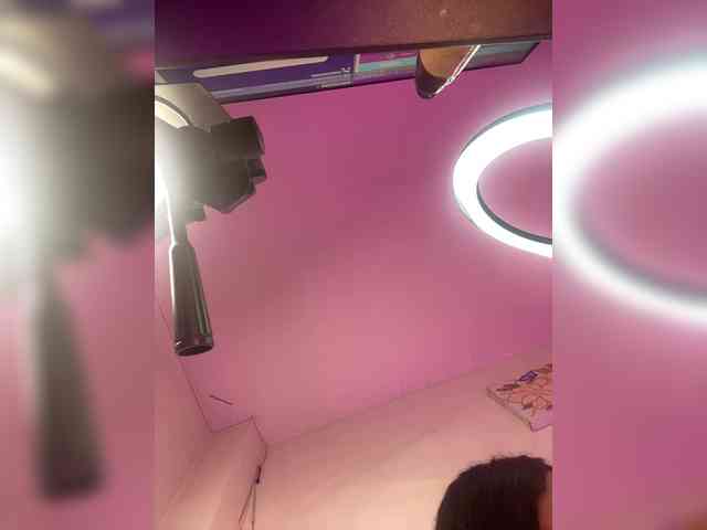 ViolettaRosse webcam