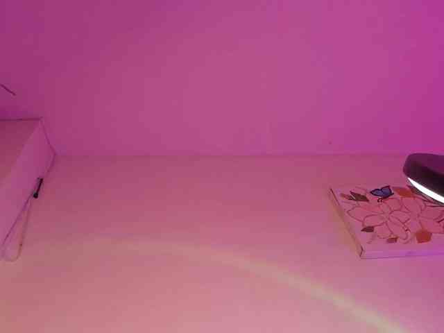 ViolettaRosse webcam
