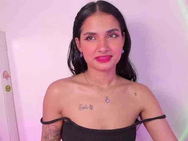 ViolettaRosse webcam