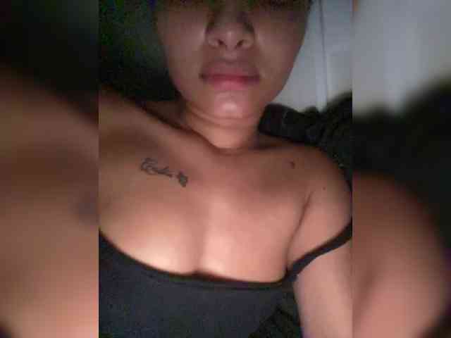 ViolettaRosse webcam
