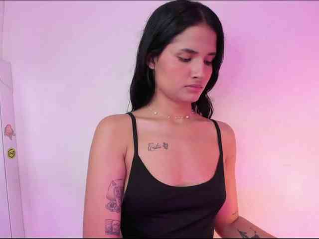 ViolettaRosse webcam