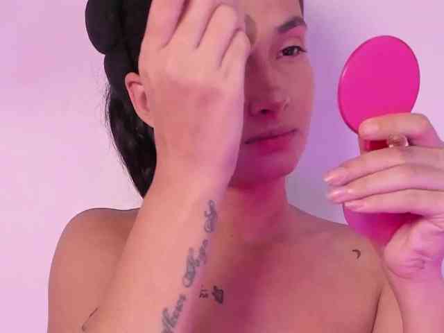 ViolettaRosse webcam