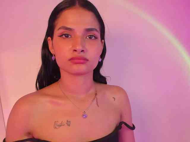 ViolettaRosse webcam
