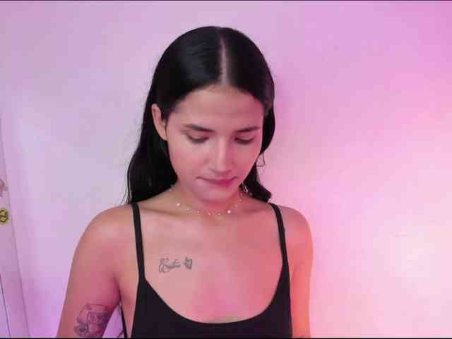 ViolettaRosse webcam
