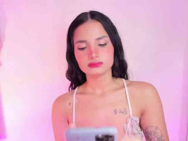 ViolettaRosse webcam