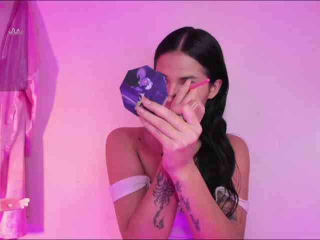 ViolettaRosse webcam