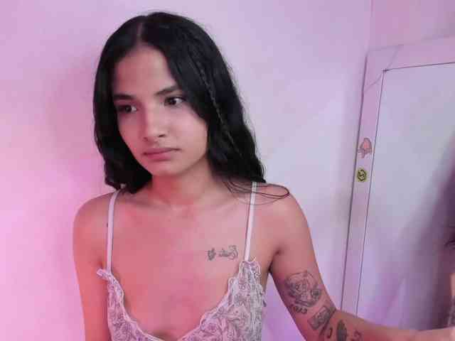 ViolettaRosse webcam