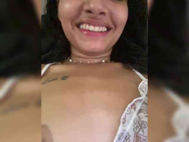 ViolettaRosse webcam