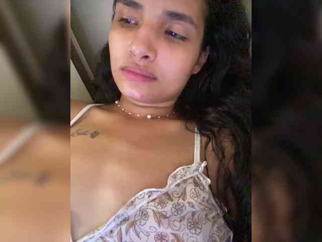 ViolettaRosse webcam