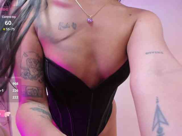 ViolettaRosse webcam