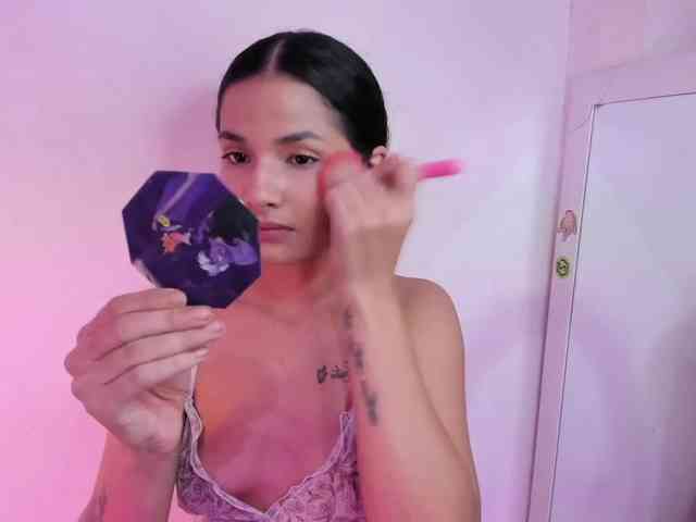 ViolettaRosse webcam