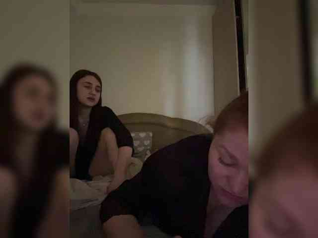 KiraaVika webcam