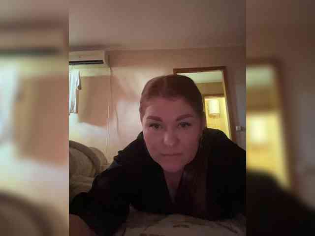 KiraaVika webcam