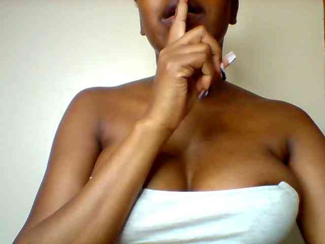 Sexyred-4 webcam