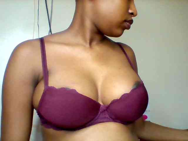 Sexyred-4 webcam