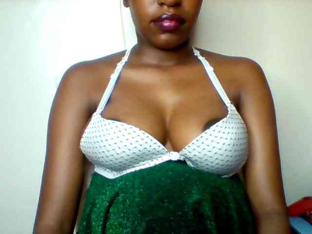 Sexyred-4 webcam