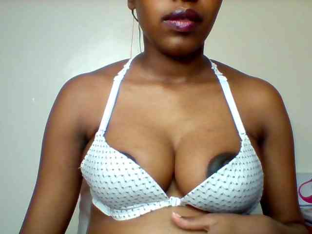Sexyred-4 webcam