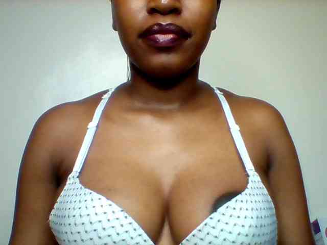 Sexyred-4 webcam