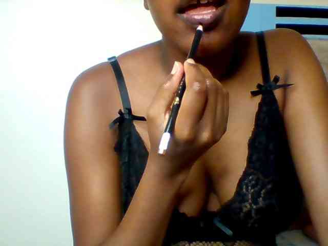 Sexyred-4 webcam