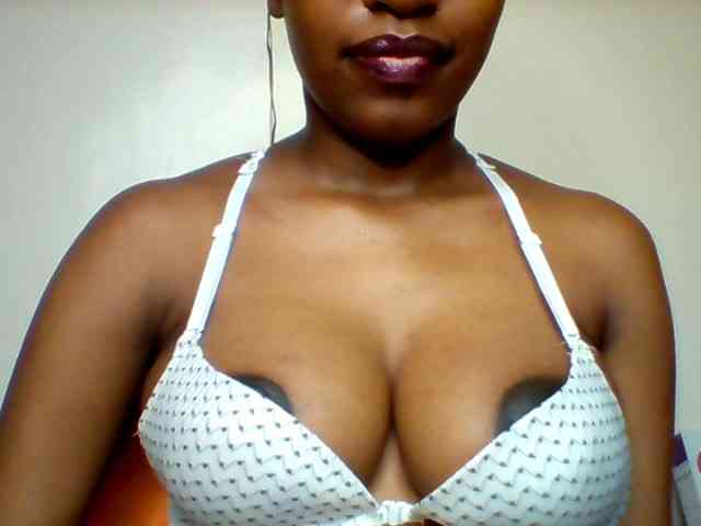 Sexyred-4 webcam