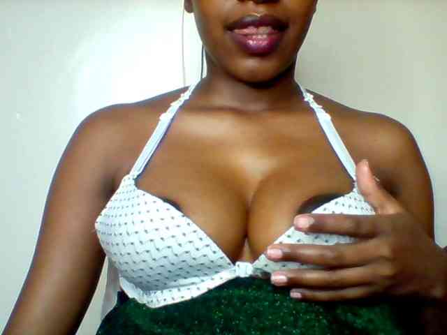 Sexyred-4 webcam