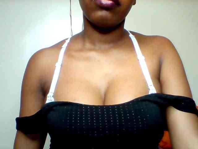Sexyred-4 webcam