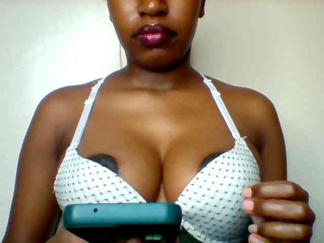 Sexyred-4 webcam