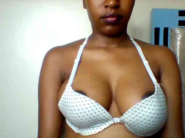 Sexyred-4 webcam