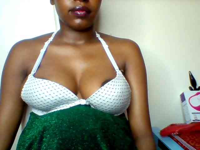 Sexyred-4 webcam