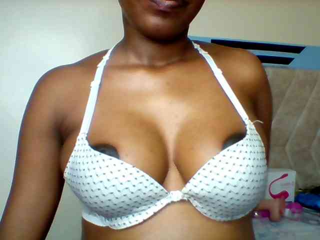 Sexyred-4 webcam