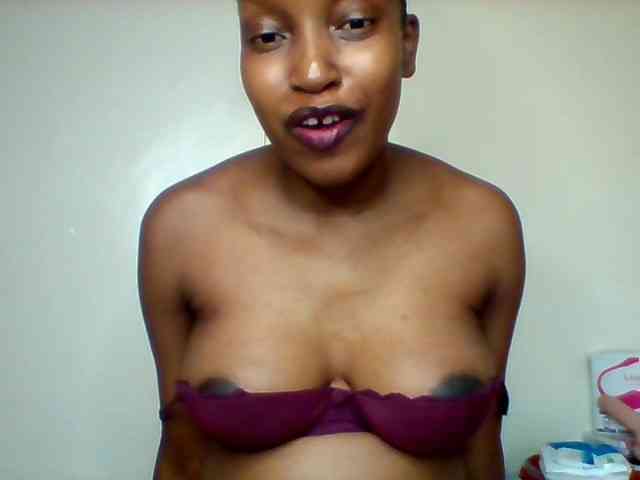 Sexyred-4 webcam
