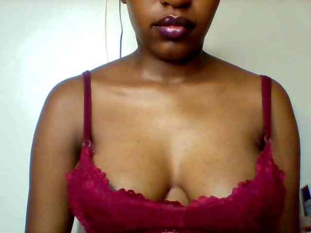 Sexyred-4 webcam