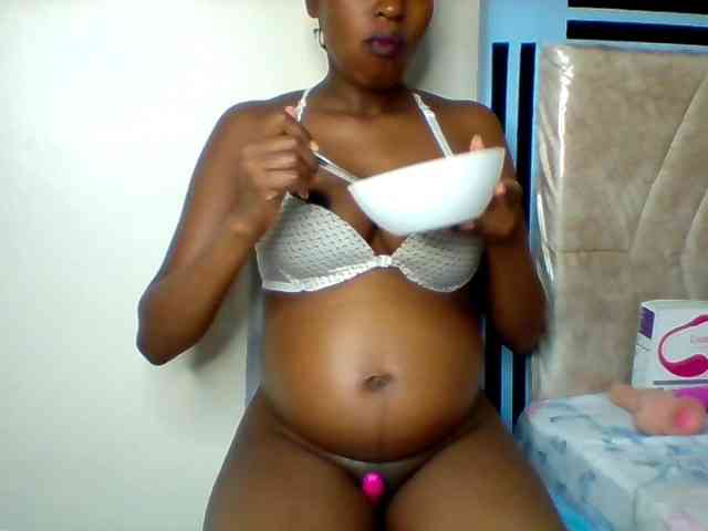 Sexyred-4 webcam