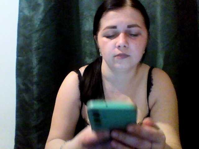 Vitalina272127 live cam profile