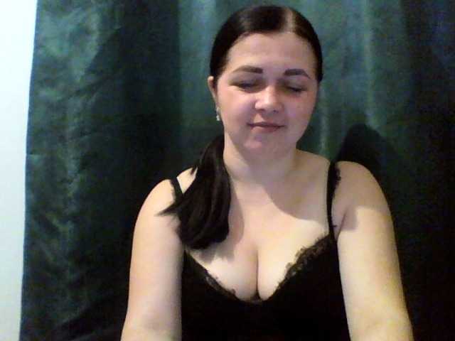 Vitalina272127 live cam profile