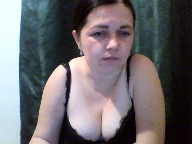 le modèle Vitalina272127 est en webcam porno dans un show sur le site bongacams, il possède les tags suivants: White/Caucasian,Brunette,Shaved