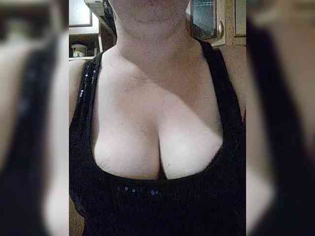 Vitalina272127 webcam