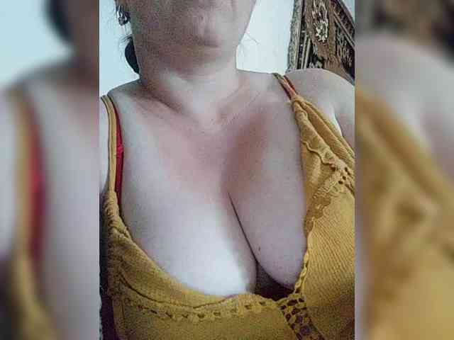 Vitalina272127 webcam
