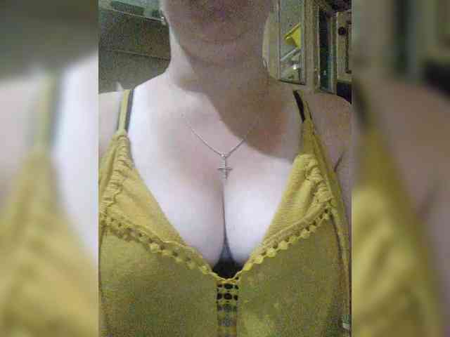 Vitalina272127 webcam