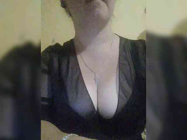 Vitalina272127 webcam
