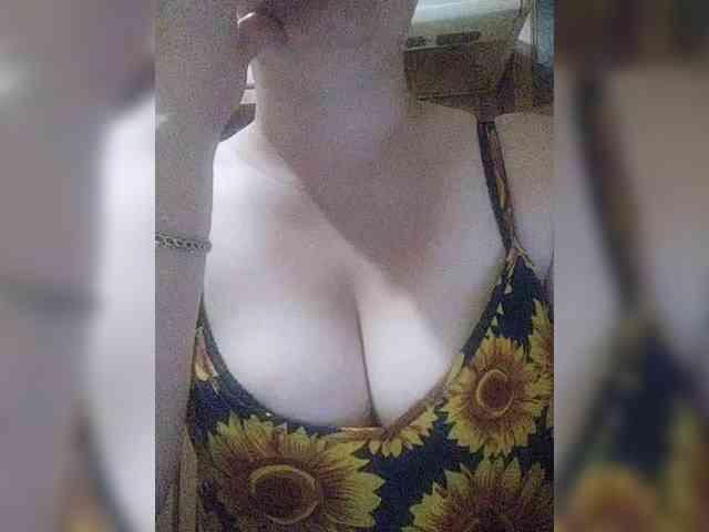 Vitalina272127 webcam