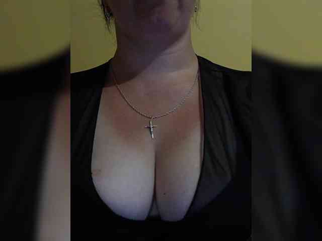 Vitalina272127 webcam