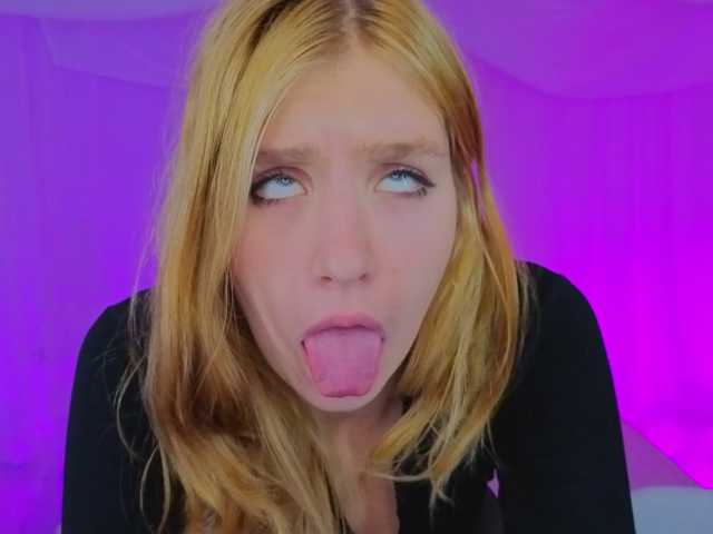 IrisRain's BongaCams show and profile