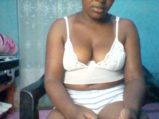 Njeee76 webcam bongacams model stream image