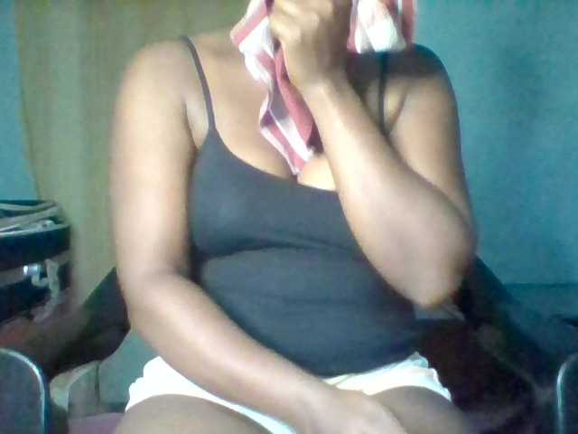 Njeee76 webcam bongacams model stream image