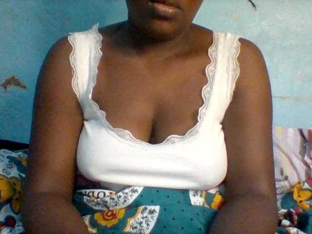 Njeee76 webcam bongacams model stream image