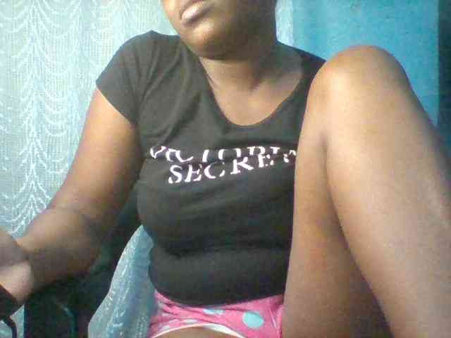 Njeee76 webcam