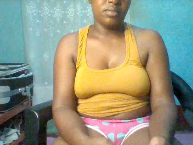 Njeee76 webcam
